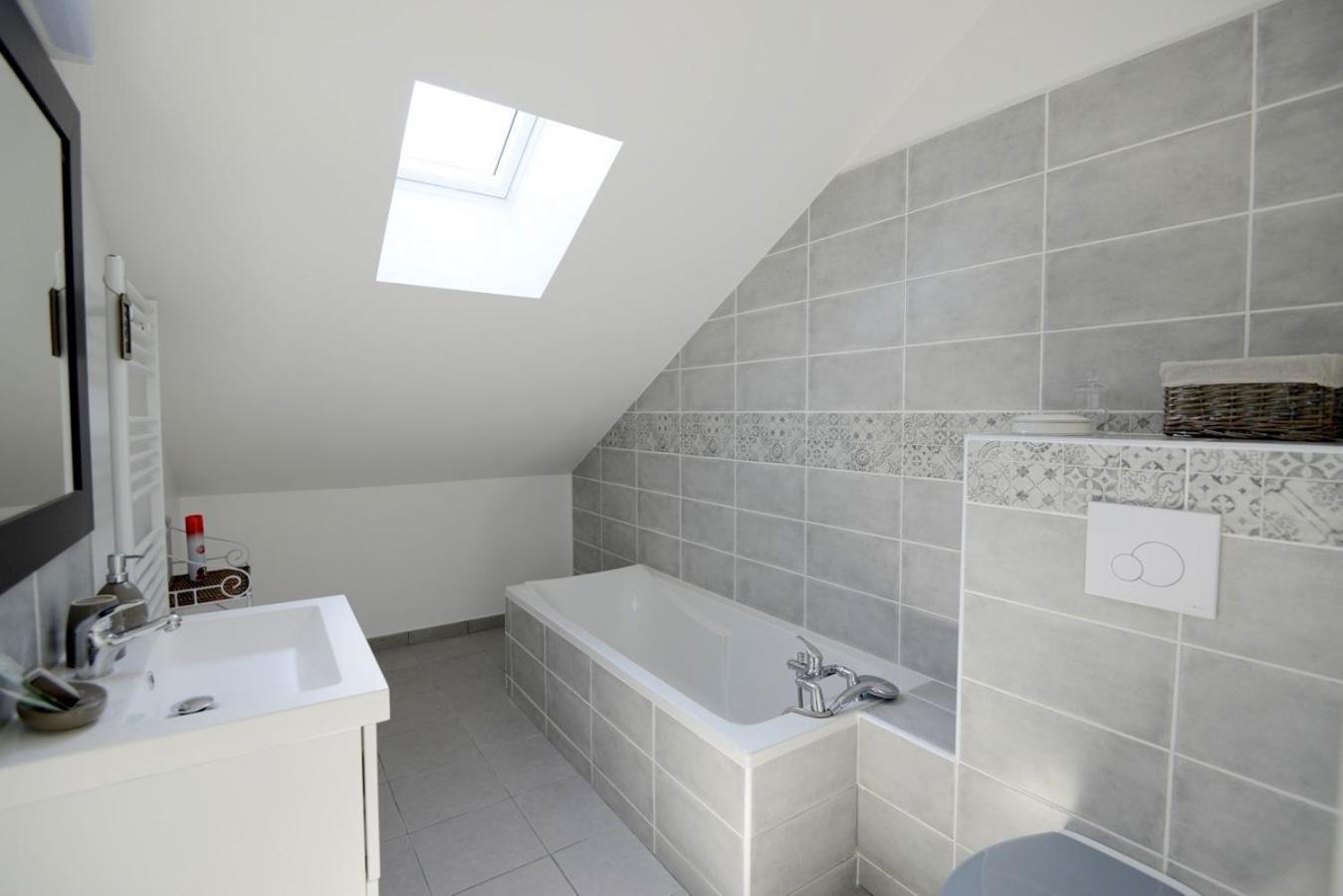 Les 4 Saisons Piscine Interieure Apartman Mer Szoba fotó